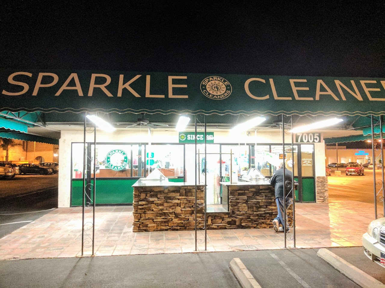 Sparkle Cleaners - Tanque Verde project